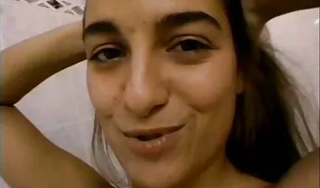 دختر هلندی در مقابل dildo به بزرگ سیاه و داستانهای پورن سفید دیک