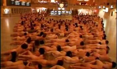 تقدیر مکیدن Penny Pax خونریزی و لکه های شیر پورن داستانی و دهان