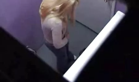 سیگار کشیدن دانلود فیلم داستانی پورن زن سفید می شود سیاه و سفید دیک